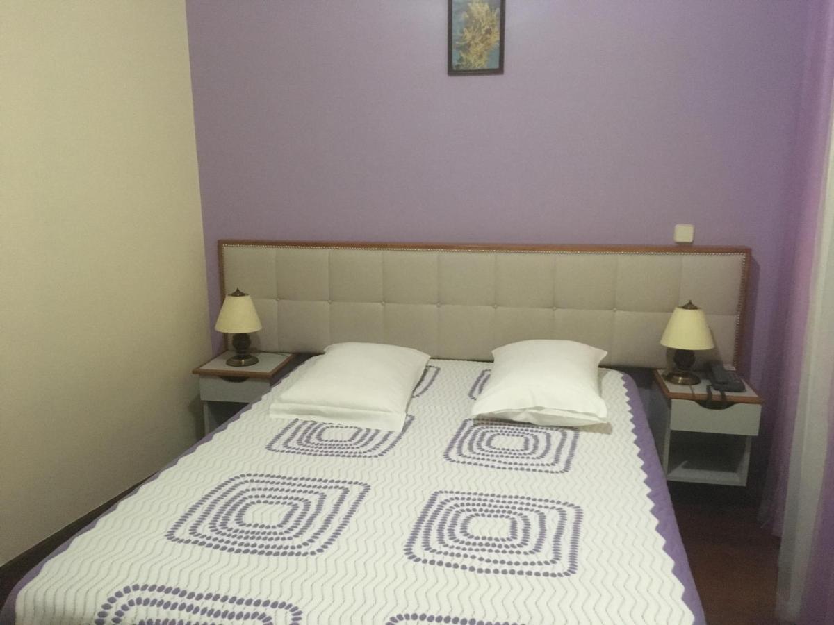 Florinda Bed and Breakfast Chaves Εξωτερικό φωτογραφία