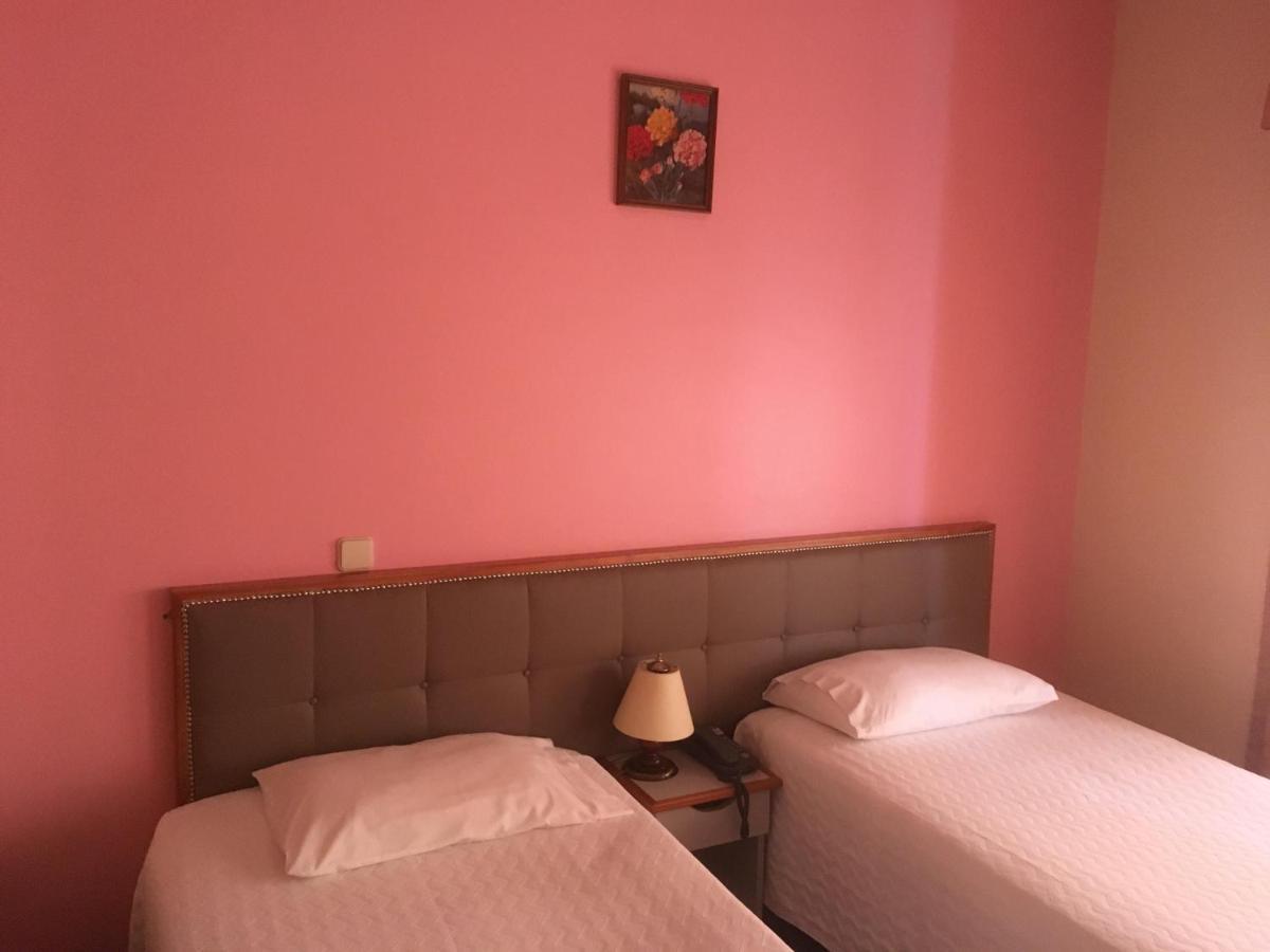 Florinda Bed and Breakfast Chaves Εξωτερικό φωτογραφία
